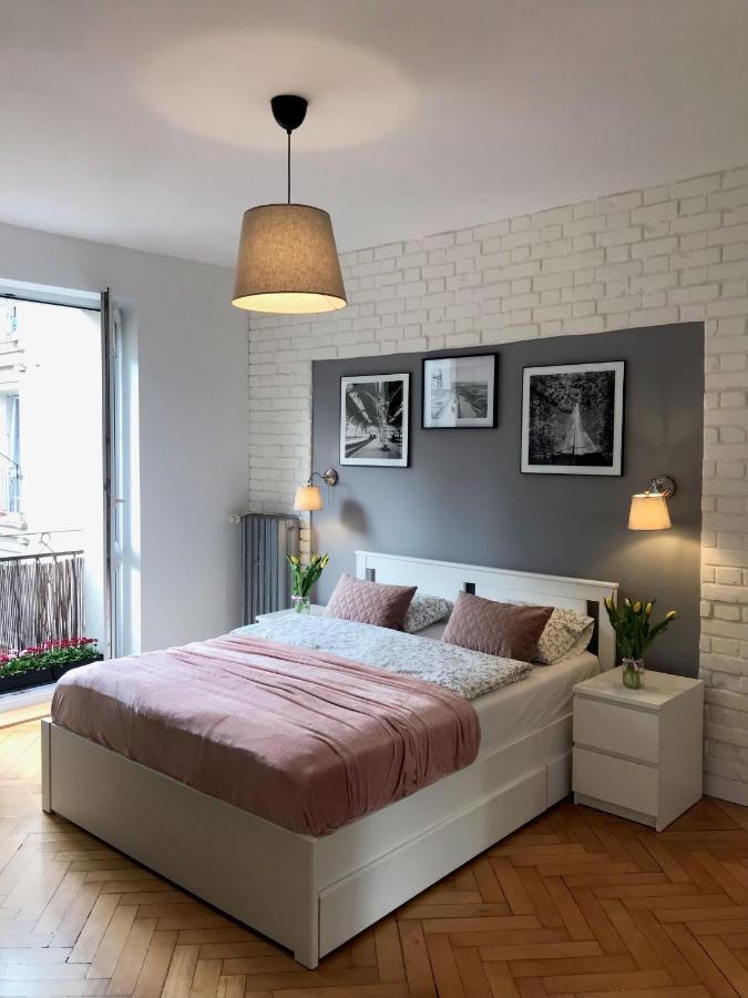 Klimatyczny Apartament Pod Ratuszem -Ul. Slaska 2 쳉스토호바 외부 사진